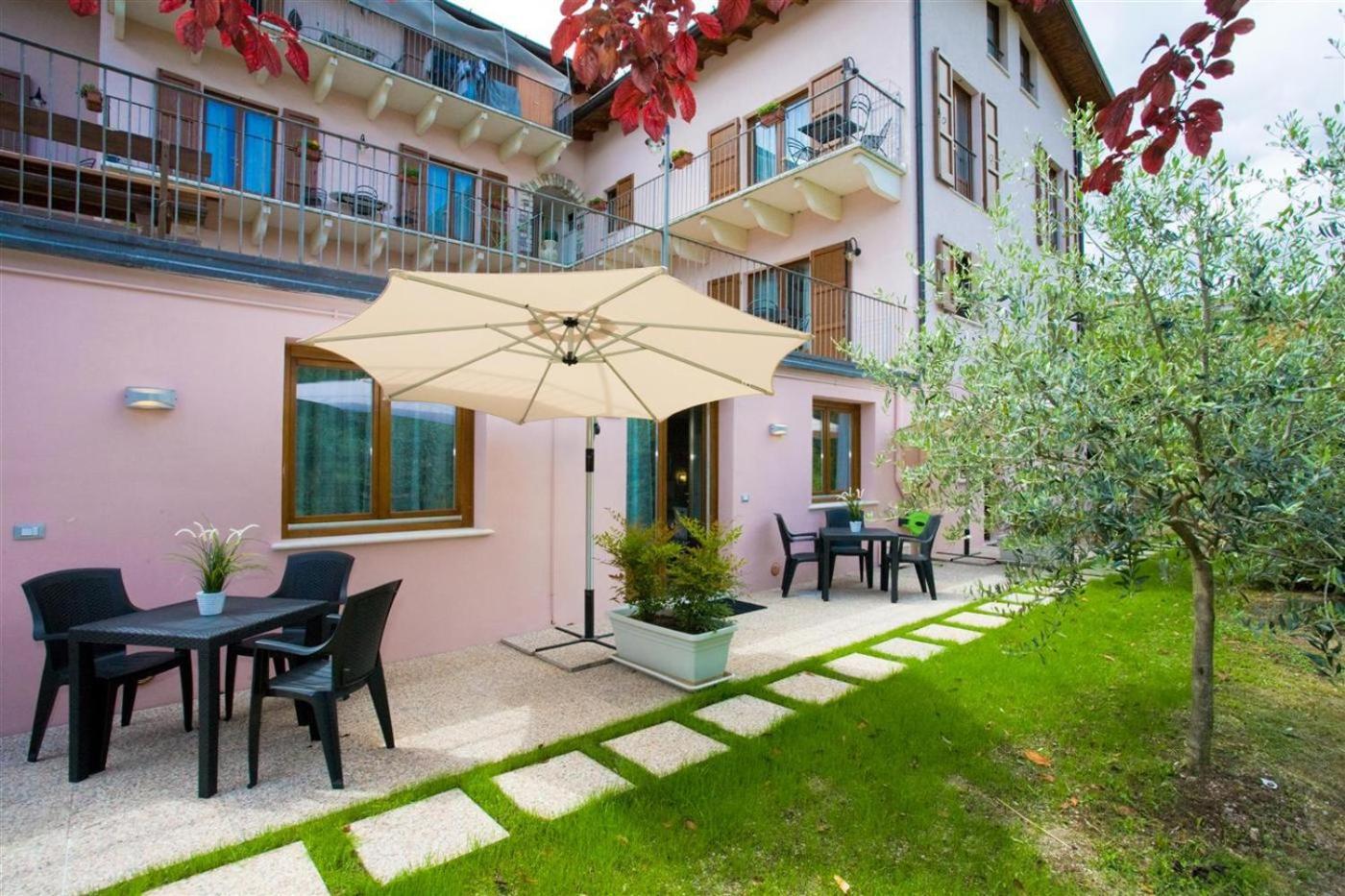Studio Terrace